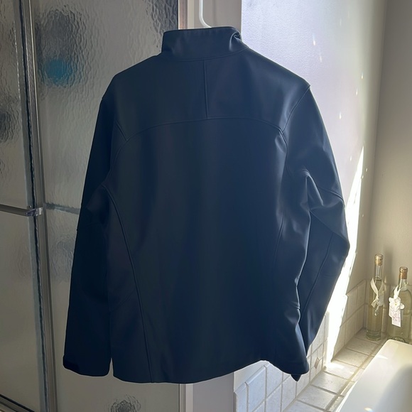 Men’s black Patagonia jacket - Picture 6 of 6